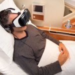 史上第ㄧ家在空中提供 VR 服務的航空公司